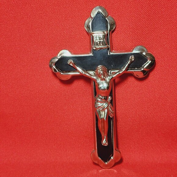 Silver Tone Black Chrome Crucifix Cross Metal Cross Wall Hanging